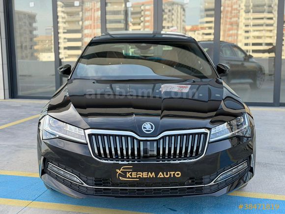 2023 SUPERB 2.0 TDI 4X4 L&K CRYSTAL BOYASIZ 130 BİNDE İÇİ TABA +