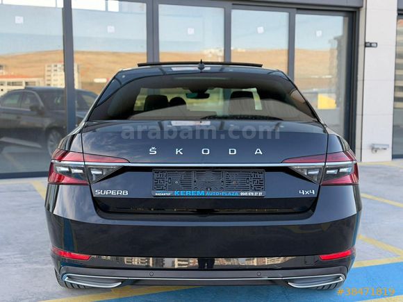 2023 SUPERB 2.0 TDI 4X4 L&K CRYSTAL BOYASIZ 130 BİNDE İÇİ TABA +