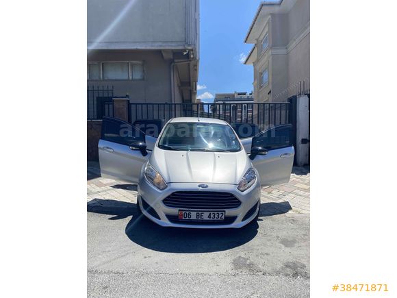 Sahibinden Ford Fiesta 1.25 My 2013 Model  204.xxx  km Gri (Gümüş)