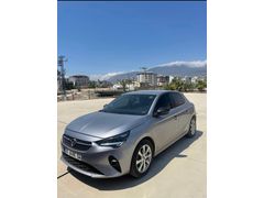 Sahibinden Opel Corsa 1.2 T Edition 2021 Model ikinci sahibiyim 3 yıldır bende tertemiz yedek anahtarı kitapçıkları hepsi mevcut  bilgi için iletişme 