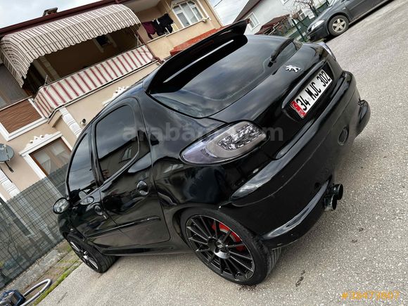 Sahibinden Peugeot 206 1.4 HDi Feline 2005 Model  278.000 km Siyah