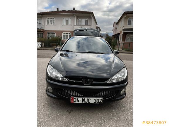 Sahibinden Peugeot 206 1.4 HDi Feline 2005 Model  278.000 km Siyah