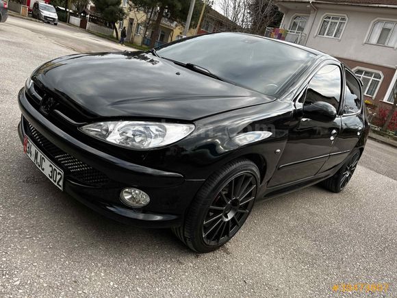 Sahibinden Peugeot 206 1.4 HDi Feline 2005 Model  278.000 km Siyah