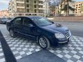VOLKSWAGEN JETTA 2008 HATASIZ TEK PARÇA BOYALI 