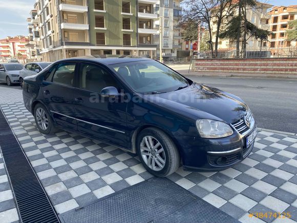VOLKSWAGEN JETTA 2008 HATASIZ TEK PARÇA BOYALI 