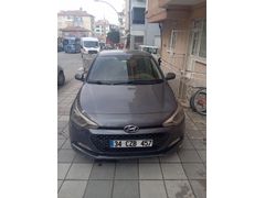 Sahibinden Hyundai i20 1.2 MPI (En ucuz Style paket aracı) 2015 Model