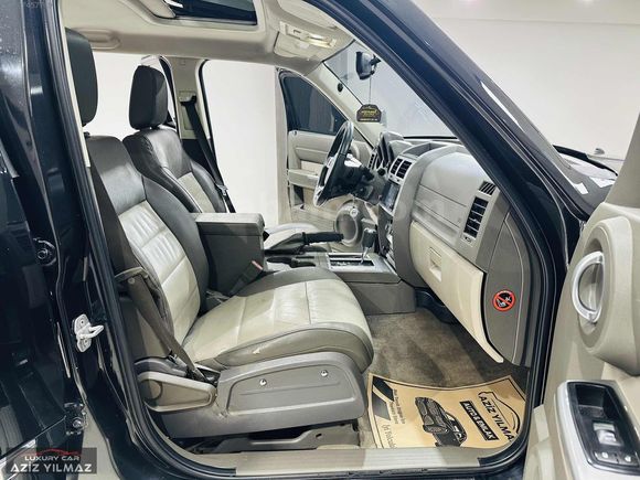 AZİZ YILMAZ'DAN DODGE NİTRO 2.8 CRD 4X4 MOTOR SIFIR