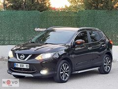 2016 Qashqai 1.6 Sky Pack Hatasız Cam Tavan + CarPlay