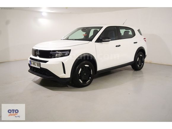 Opel Frontera 1.2 Hybrid Edition Dct 145HP - 2025