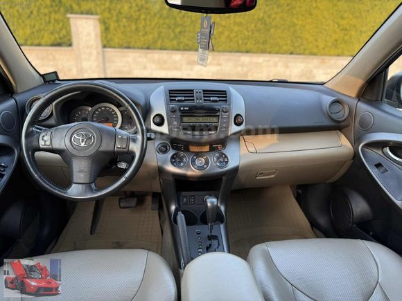 EMSALSİZ DÜŞÜK KM SUNROOF ISITMA FULL RAV4