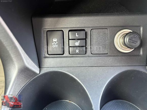 EMSALSİZ DÜŞÜK KM SUNROOF ISITMA FULL RAV4