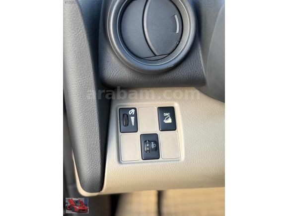 EMSALSİZ DÜŞÜK KM SUNROOF ISITMA FULL RAV4