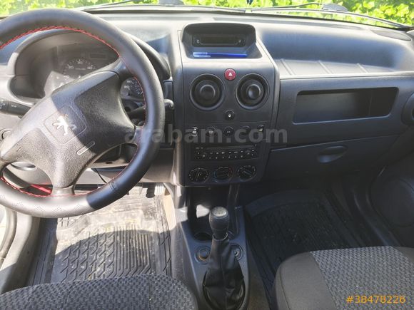 Sahibinden Peugeot Partner 1.9 D 2004 Model