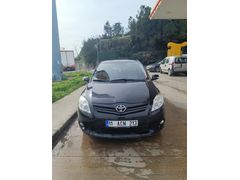 Sahibinden Toyota Auris 1.33 Comfort 2012 Model  153.000 km Siyah