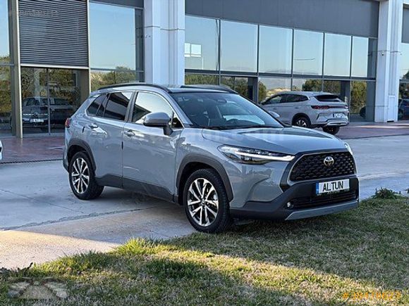 2024 COROLLA CROS 1.8 HYBRİT PASSİON X PACK 17.000 KM'de HATASIZ