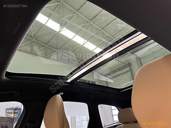 ERÇAL:2024 VOLVO XC60 PLUS DARK sadece 14,000km de BOYASIZ