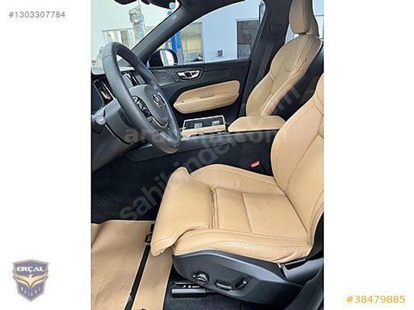 ERÇAL:2024 VOLVO XC60 PLUS DARK sadece 14,000km de BOYASIZ