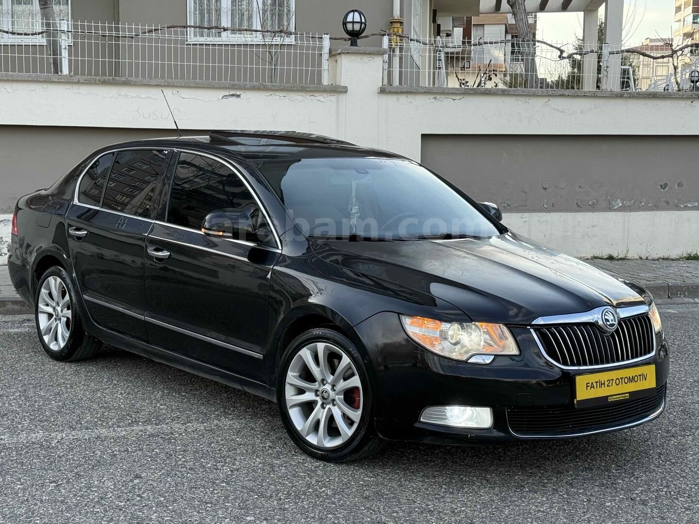 Galeriden Skoda SuperB 2.0 TDI Elegance 2009 Model Gaziantep 330.000 km Siyah 5