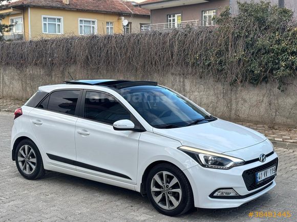 HYNDAİ İ20 HATASIZ TRAMERSİZ 96.000 KM CAM TAVAN ELİTE FULL PAKET EMİNEVİM FUZULEV UYGUN