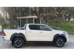 Sahibinden Toyota Hilux 2.4 D-4D 4x2 Adventure 2022 Model İzmir