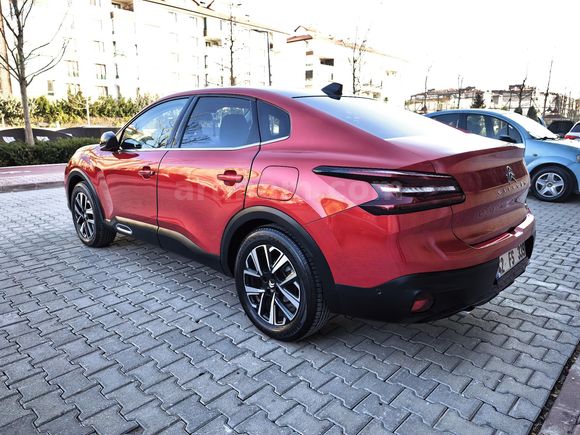 Galeriden Citroen C4 X 1.2 PureTech Shine 2024 Model Konya 25000 km Kırmızı