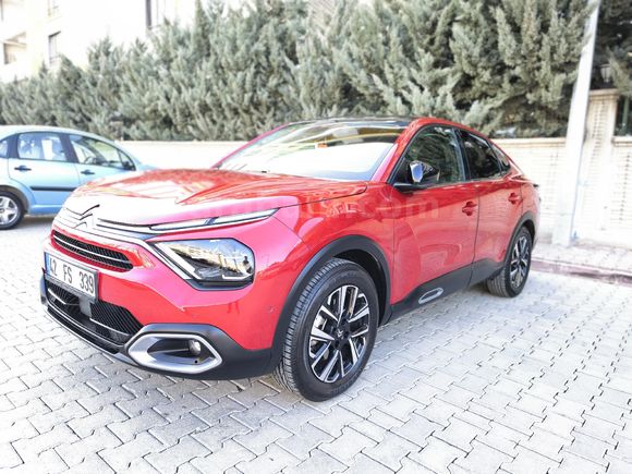 Galeriden Citroen C4 X 1.2 PureTech Shine 2024 Model Konya 25000 km Kırmızı