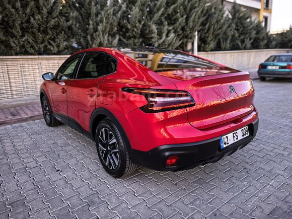 Galeriden Citroen C4 X 1.2 PureTech Shine 2024 Model Konya 25000 km Kırmızı