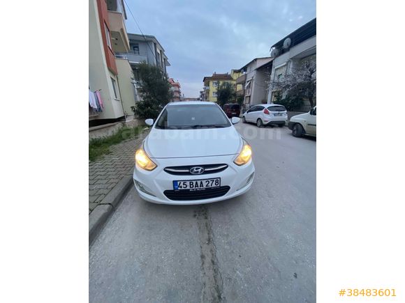 Sahibinden Hyundai Accent Blue 1.6 CRDI Mode Plus 2014 Model İzmir
