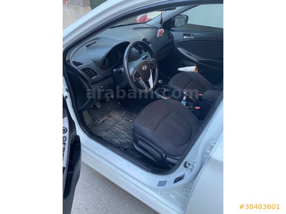 Sahibinden Hyundai Accent Blue 1.6 CRDI Mode Plus 2014 Model İzmir