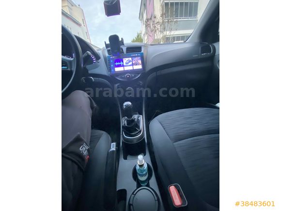 Sahibinden Hyundai Accent Blue 1.6 CRDI Mode Plus 2014 Model İzmir