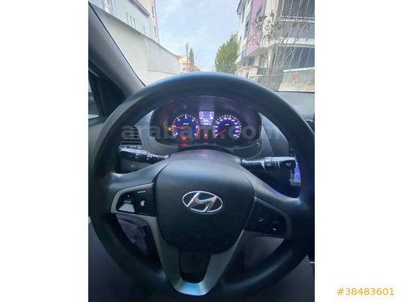 Sahibinden Hyundai Accent Blue 1.6 CRDI Mode Plus 2014 Model İzmir
