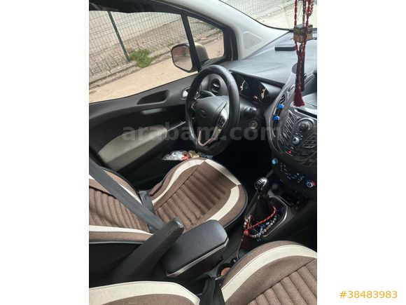 Sahibinden Ford Tourneo Courier 1.6 TDCi Titanium Plus 2015 Model 
