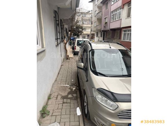 Sahibinden Ford Tourneo Courier 1.6 TDCi Titanium Plus 2015 Model 