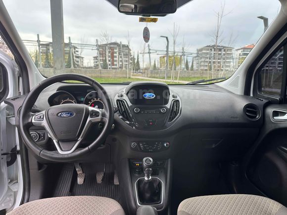 Sahibinden Ford Tourneo Courier 1.5 TDCi Titanium Plus 2020 Model 