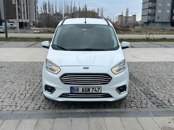 Sahibinden Ford Tourneo Courier 1.5 TDCi Titanium Plus 2020 Model 