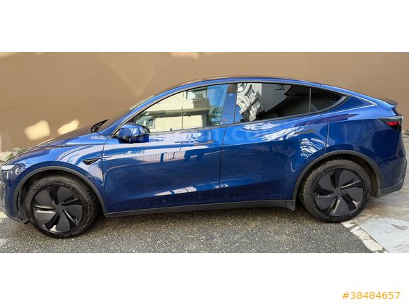 İlk Sahibi Doktordan Tesla Model Y Standart Range 2025 Model EAP