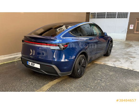 İlk Sahibi Doktordan Tesla Model Y Standart Range 2025 Model EAP