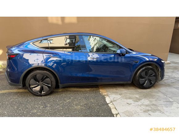 İlk Sahibi Doktordan Tesla Model Y Standart Range 2025 Model EAP