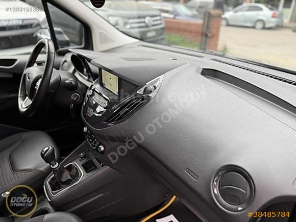 58.500 KM' de 2023 FORD COURİER 1.5 TDCİ TİTANİUM PLUS HATASIZ