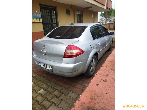 Sahibinden Renault Megane 1.5 dCi Expression 2008 Model  2.010 km Gri