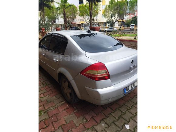 Sahibinden Renault Megane 1.5 dCi Expression 2008 Model  2.010 km Gri