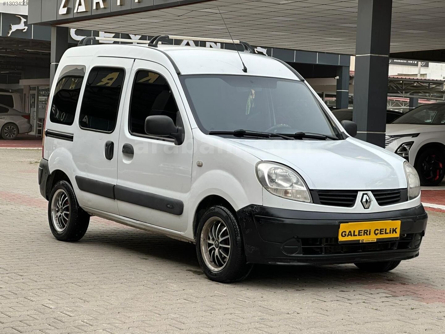 Galeriden Renault Kangoo 1.5 dCi Expression 2007 Model Adana 220.000 km Beyaz 6