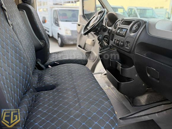 Özkardeş'den 2011 Renault Master Uzun Şasi Hatasız Boyasız""