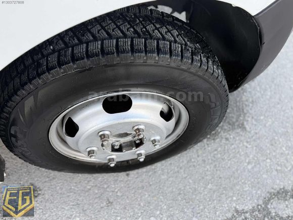 Özkardeş'den 2011 Renault Master Uzun Şasi Hatasız Boyasız""