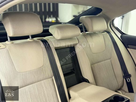 E&S PREMİUM DAN HATASIZ OCTAVİA STYLE DİZEL OTOMATİK