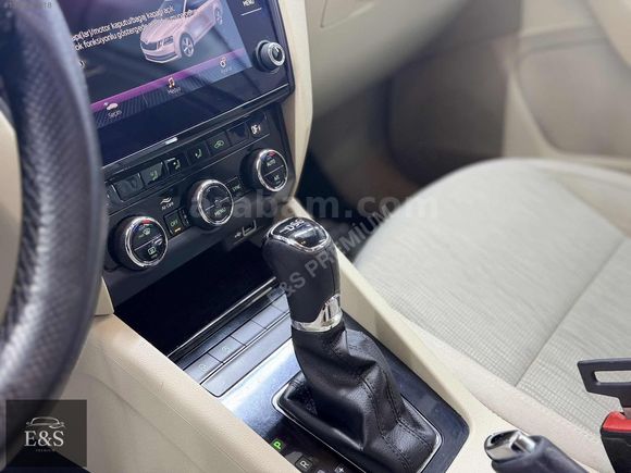 E&S PREMİUM DAN HATASIZ OCTAVİA STYLE DİZEL OTOMATİK
