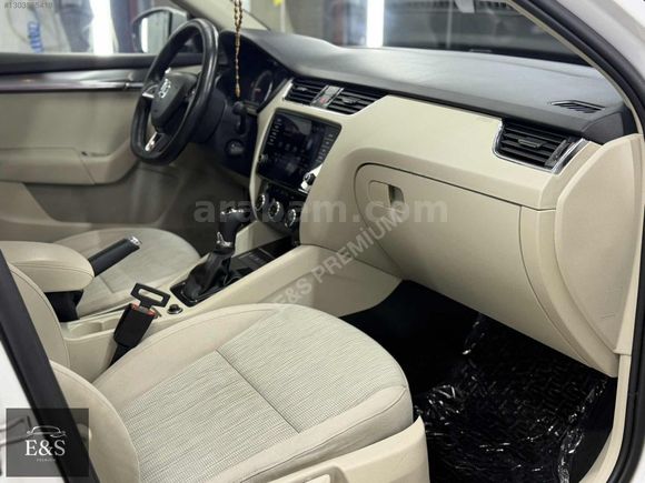 E&S PREMİUM DAN HATASIZ OCTAVİA STYLE DİZEL OTOMATİK