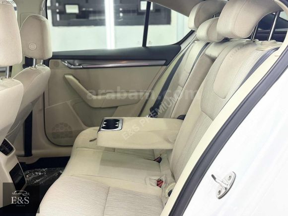 E&S PREMİUM DAN HATASIZ OCTAVİA STYLE DİZEL OTOMATİK