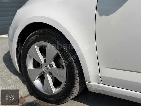 E&S PREMİUM DAN HATASIZ OCTAVİA STYLE DİZEL OTOMATİK