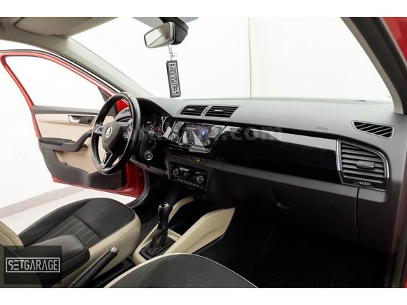 2018 SCODA FABİA COMBİ STYLE 1.0 TSİ BOYASIZ SERVİS BAKIMLI